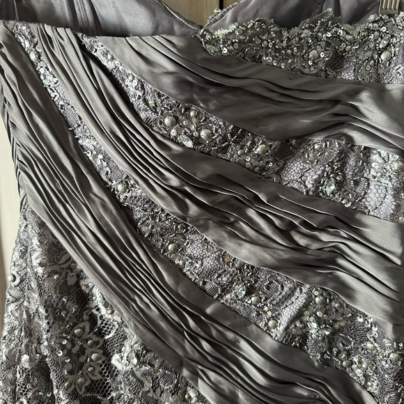 Mac Duggal Couture Dress - Picture 10 of 12
